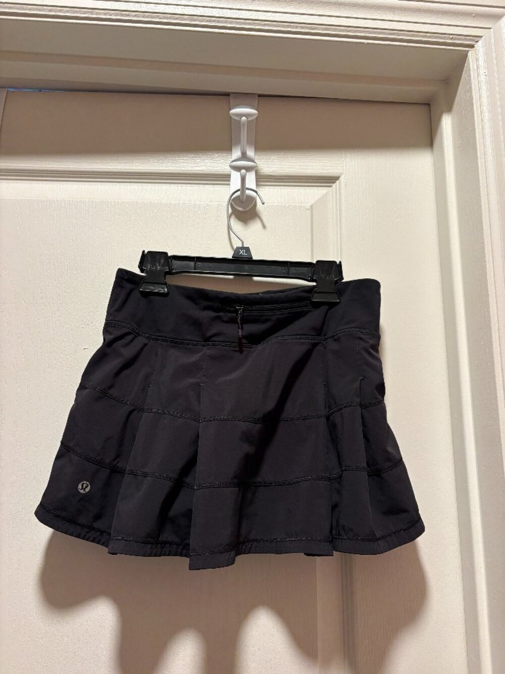 LULU LEMON BLACK TENNIS SKIRT
